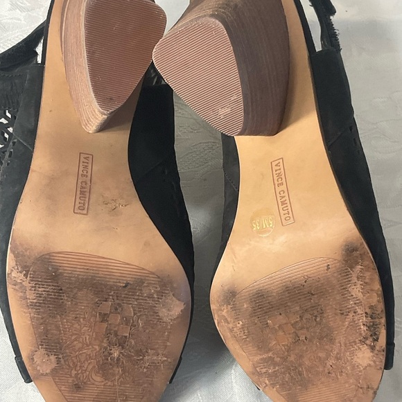 Vince Camuto Black Leather Mesh Upper Open Toe Heels Size 7 Velcro Closure - Picture 6 of 6